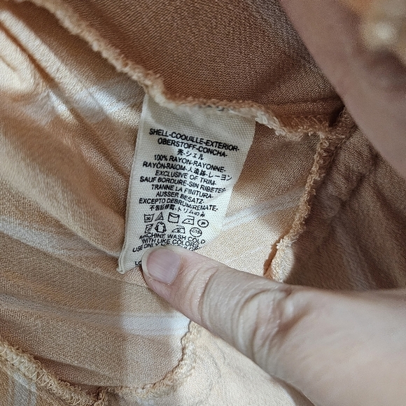 Free People Long Sleeve Petal Combo Peach Ruffle Top (Samifran). Size M. - Picture 9 of 9